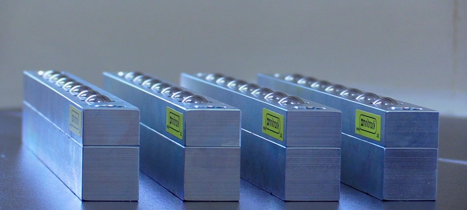 Omnitrack highlight: B21 Spring Loaded Ball Transfer B Bar