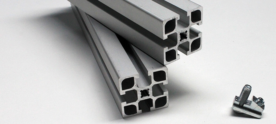 Elementos de fixação MiniTec: conexão inteligente, montagem rápida e fácil